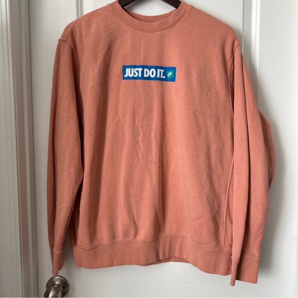 Nike Crewneck Sweater Women’s Size Large Coral Pink Orange Color - Picture 1 of 8